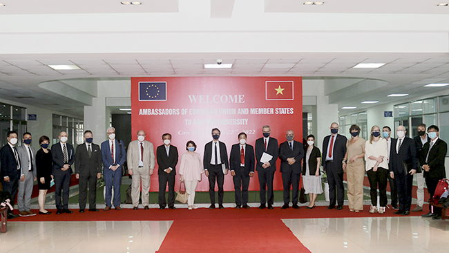 The Visit of Ambassadors of European Union and Member States…